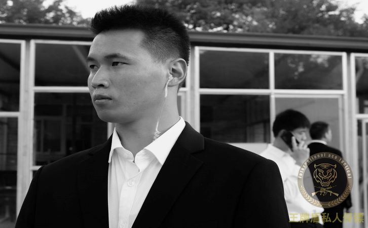 私人保鏢職業(yè)形象.jpg