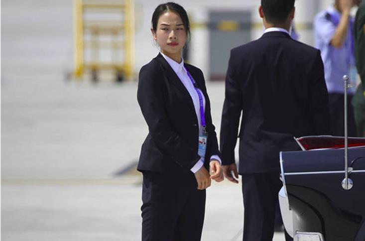女保鏢如何平衡自己和保護(hù)對(duì)象的安全？